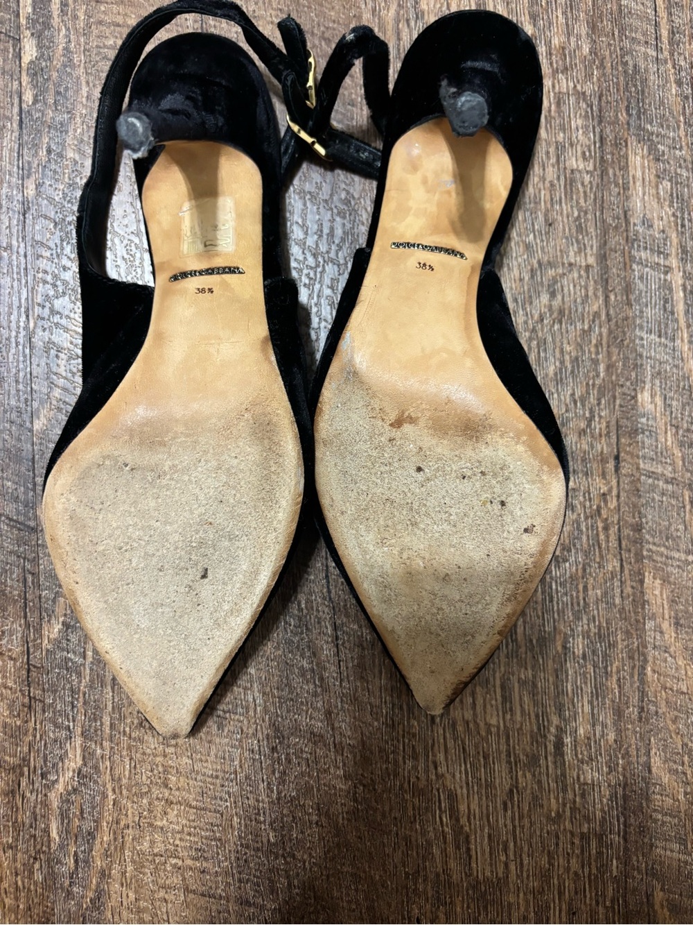 Vintage 2000’s Dolce & Gabbana Black Velvet Pointed-Toe Slingback Heels - Picture 6 of 10